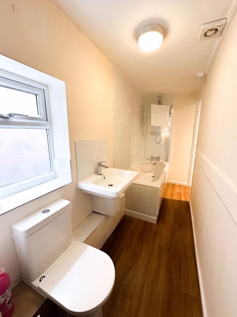 Additional image 15 of High Street, Shepton Mallet