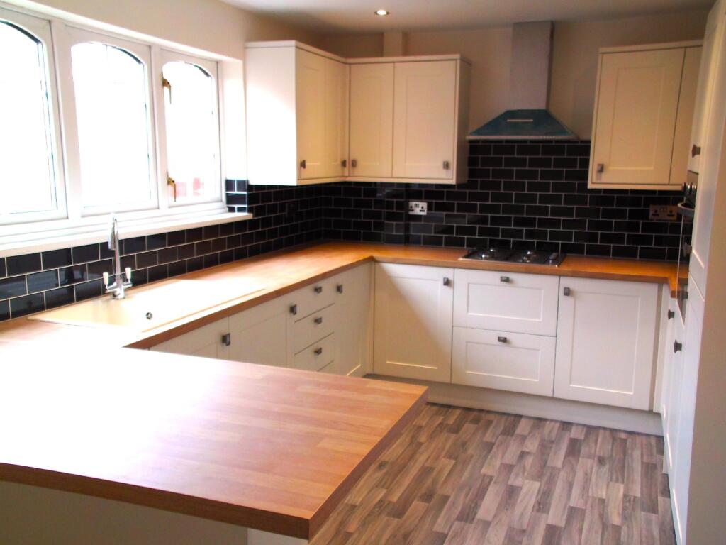 Additional image 4 of Spenser Walk, Catshill, Bromsgrove, Worcestershire, B61