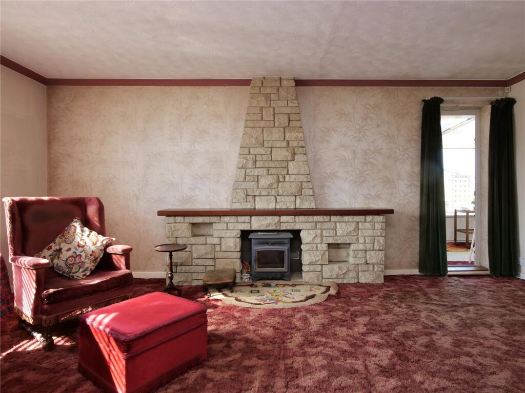 Additional image 4 of Spacious 3/4 Bedroom Semi-Detached Bungalow with Large Garden & No Onward Chain