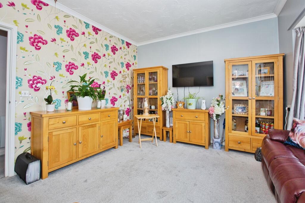 Additional image 6 of Orchard Road, Street