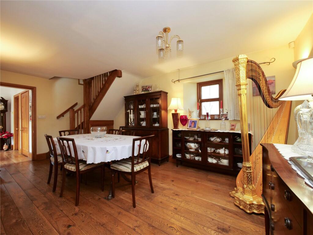 Additional image 8 of Four Bedroom Family House in Croscombe with Heated Pool, Double Garage & Off Street Parking