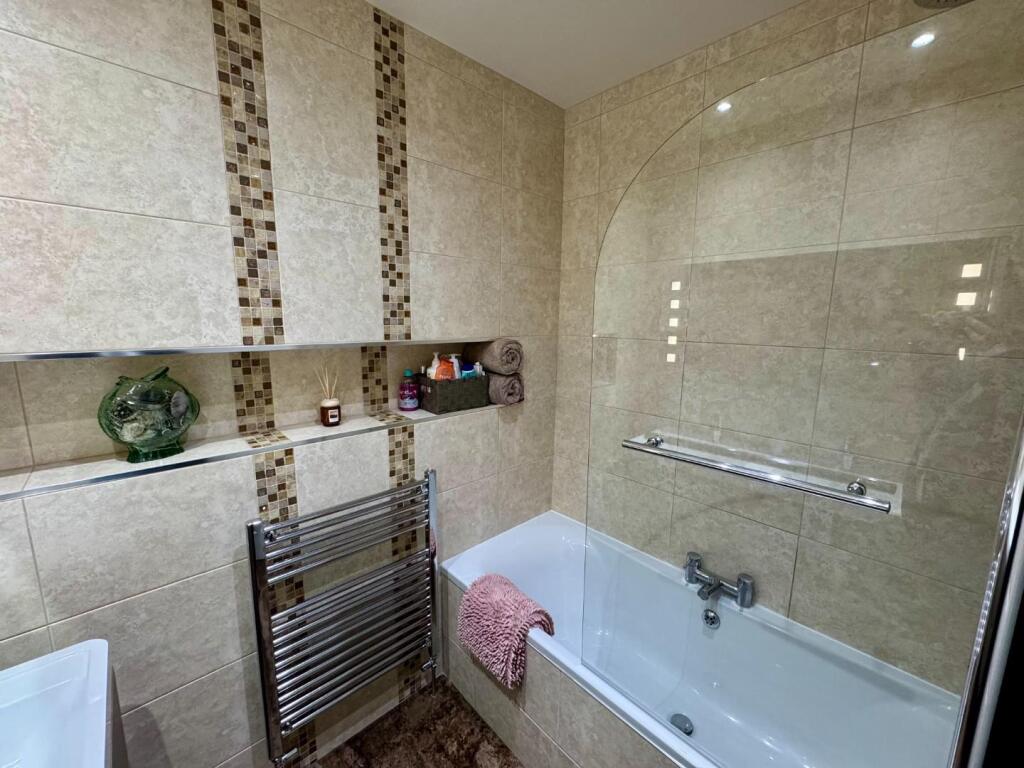 Additional image 30 of Harrogate Crescent, Burnley