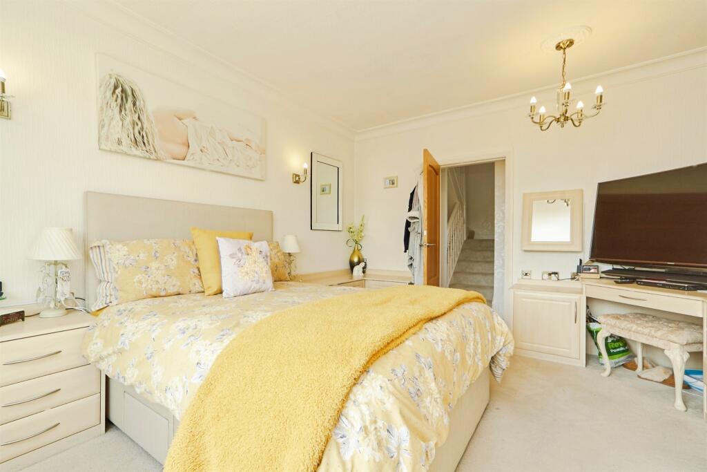 Additional image 11 of Roundwood Road, Baildon, SHIPLEY