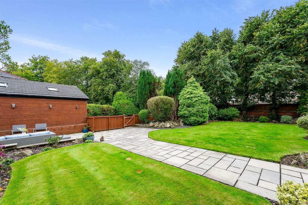 Additional image 50 of Fairview House: Stunning Renovated 6-Bed Period Home with South-Facing Garden & Gym, Moments from Rawtenstall Centre