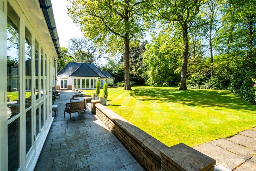 Additional image 72 of Selwyn Walk, Little Aston, Sutton Coldfield