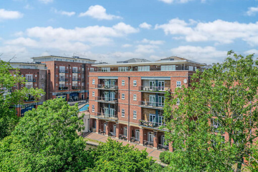 Additional image 3 of Waters Edge, Dickens Heath, Solihull, B90 1UE