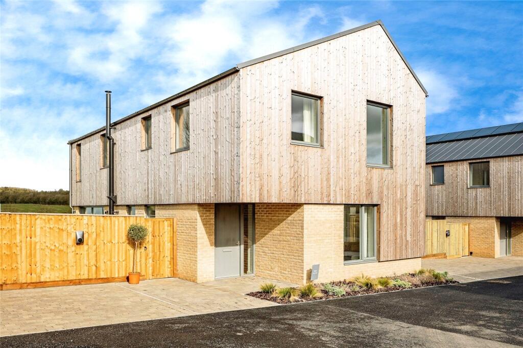 Additional image 5 of The Barn Garden, Great Elm
