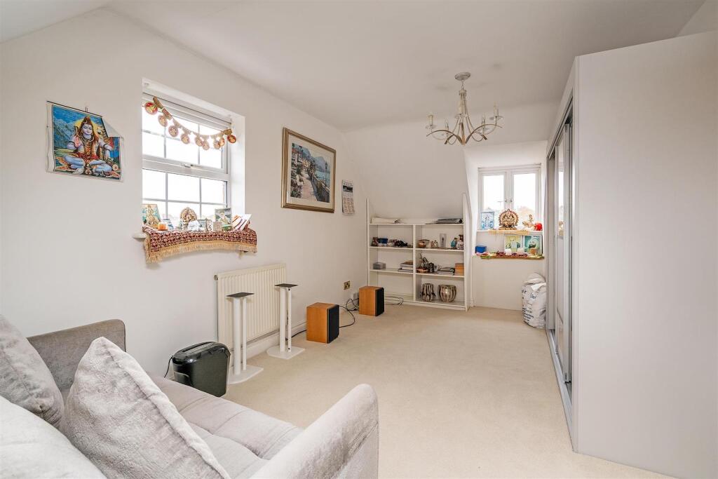 Additional image 19 of Hirdemonsway, Dickens Heath