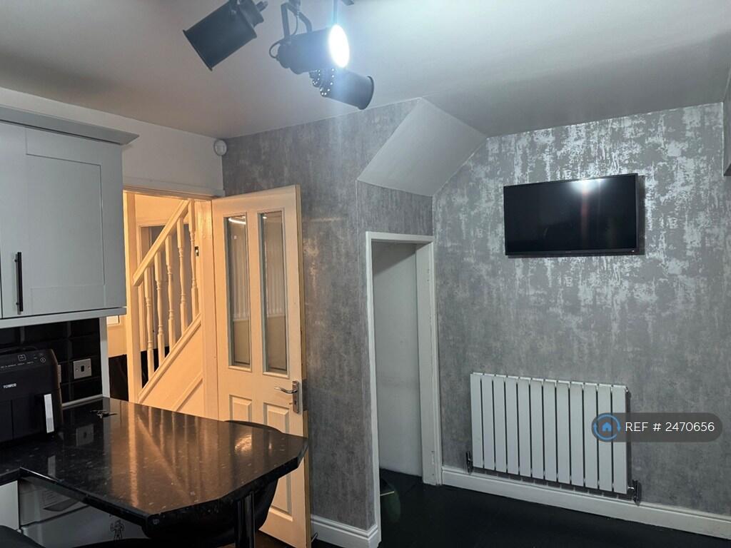 Additional image 18 of Meadow Avenue, West Bromwich, B71