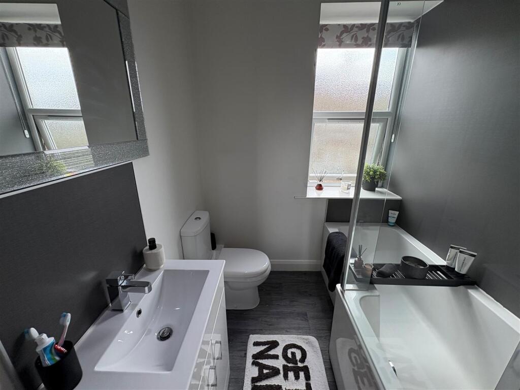 Additional image 4 of Ford Hill, Queensbury