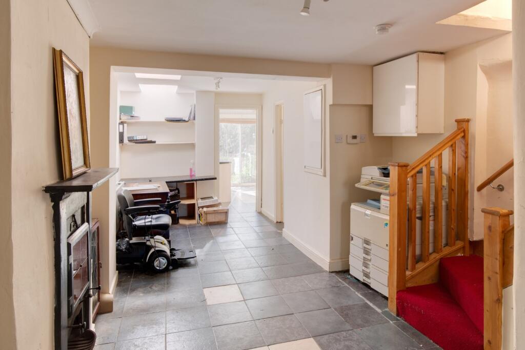 Additional image 5 of Hanbury Road, Stoke Heath, Bromsgrove, Worcestershire, B60