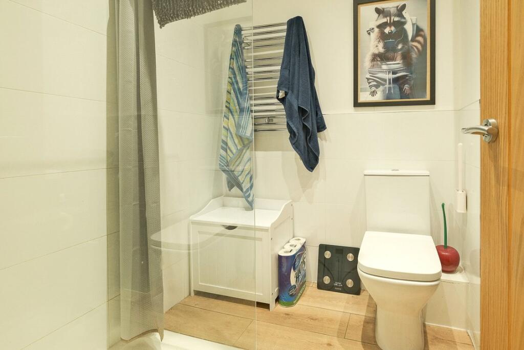 Additional image 5 of Bank Buildings, Barnoldswick, Lancashire, BB18