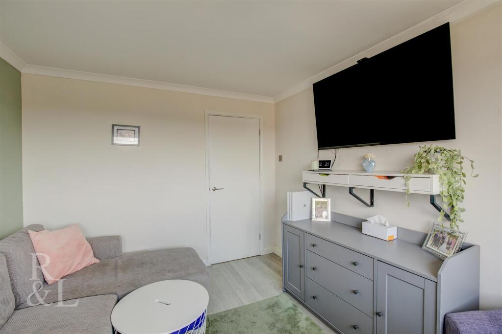 Additional image 10 of Sherbrooke Avenue, Wilnecote, Tamworth