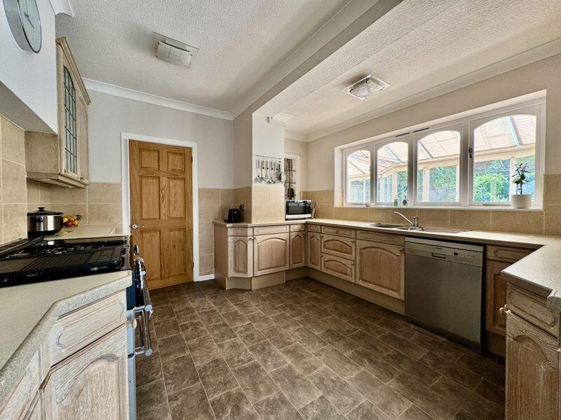 Additional image 11 of Eachelhurst Road, Sutton Coldfield, B76 1ER