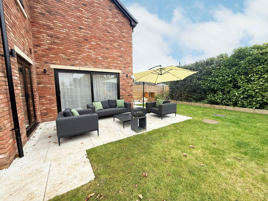Additional image 42 of Shutt Lane, Earlswood