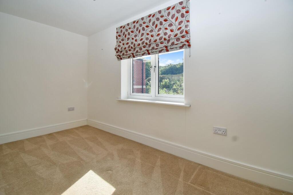 Additional image 7 of Providence Avenue, Bradford