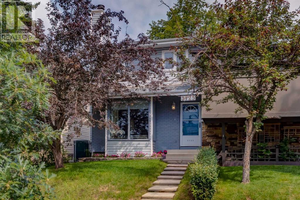 3725 Cedarille Drive SW|Calgary, Alberta T2W3J5