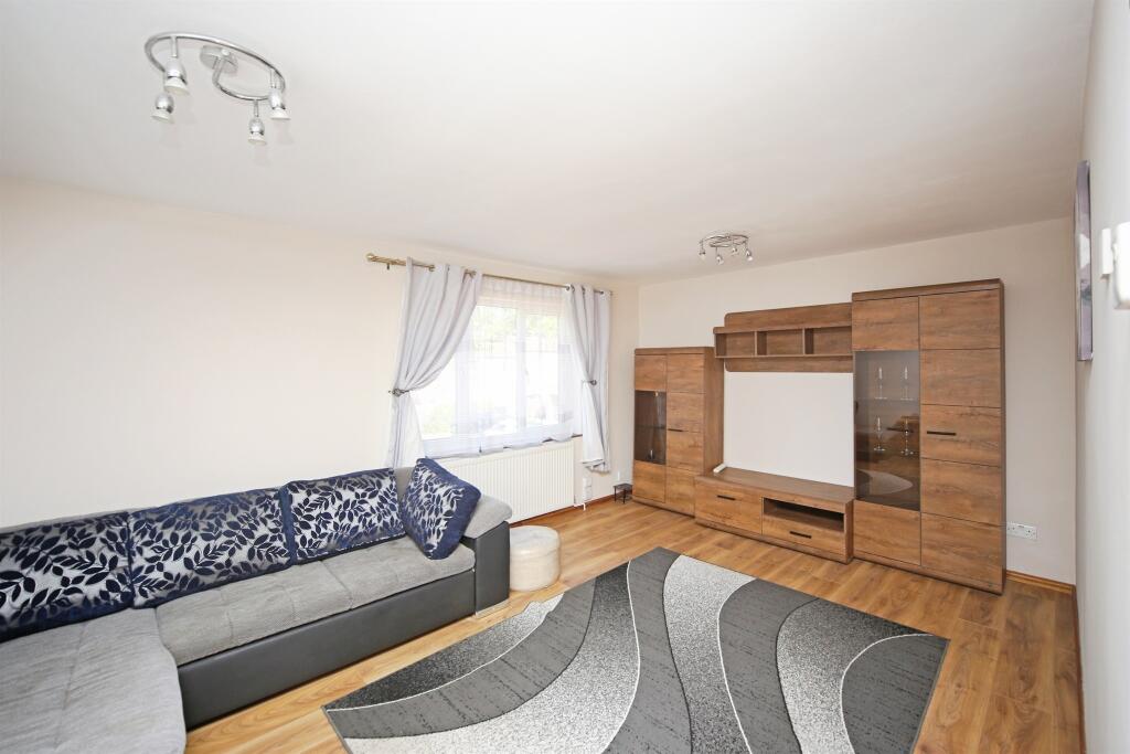 Additional image 18 of Exhall Close, Redditch