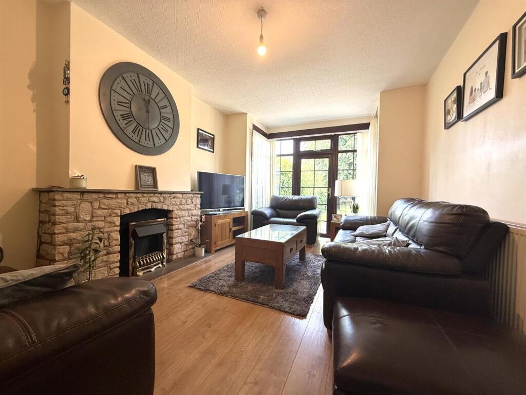 Additional image 3 of Hawthorn Croft, Oldbury