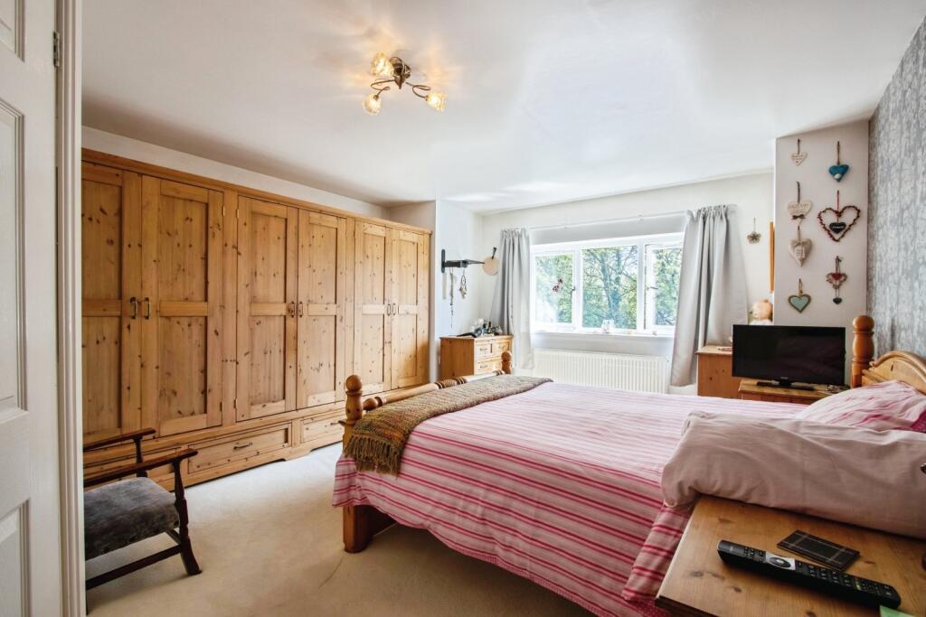 Additional image 11 of Tong Moor Side, Birkenshaw, Bradford, West Yorkshire, BD11