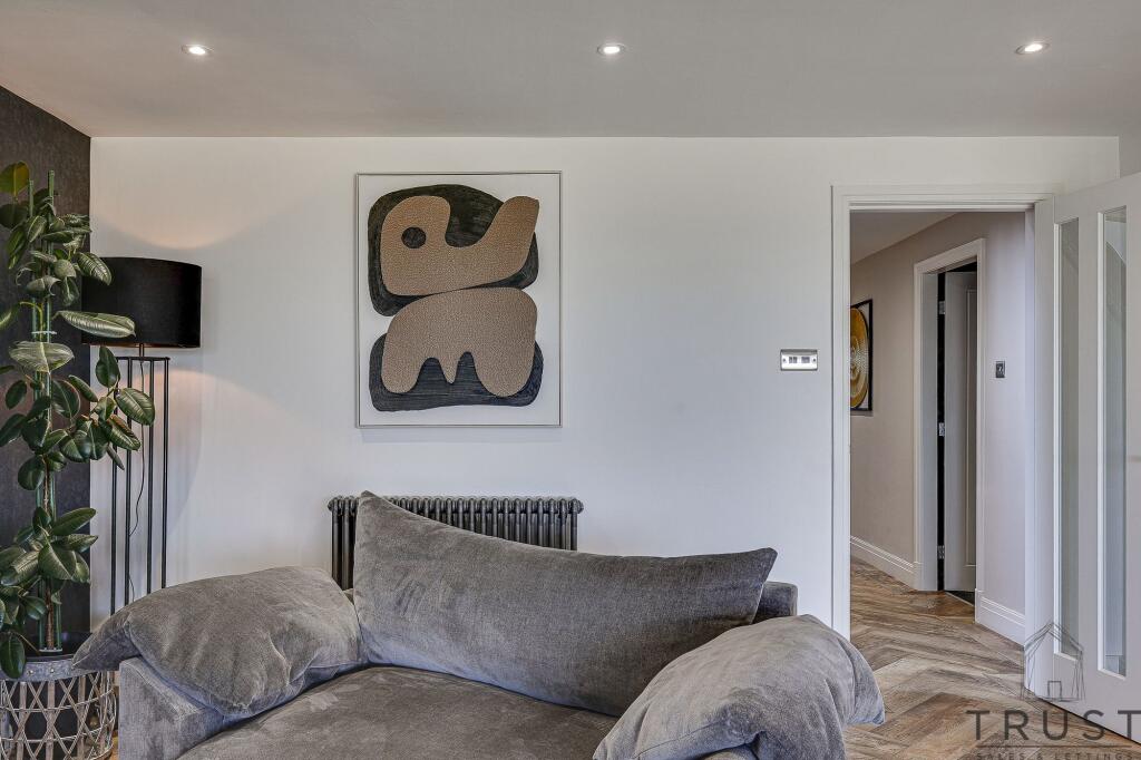 Additional image 17 of Wakefield Road, Drighlington, BD11