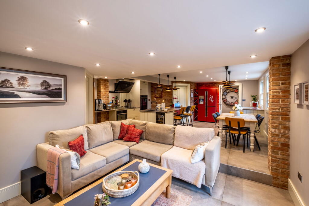 Additional image 3 of The Quadrangle, Canwell Drive, Sutton Coldfield, B75 5SG