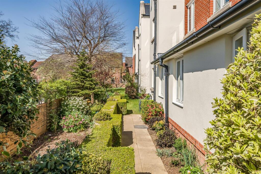 Additional image 8 of Canvendish Lodge, Glastonbury