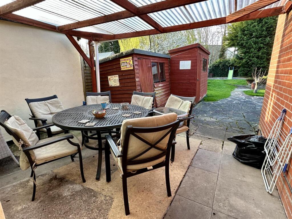 Additional image 16 of Meadow Road, Alcester