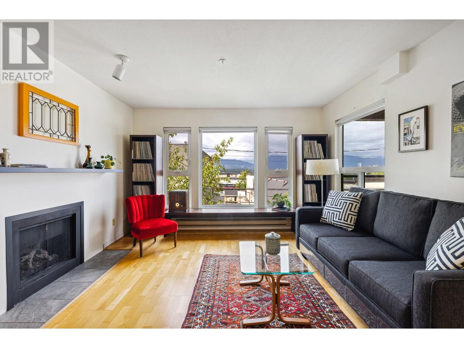 304 2121 W 5TH AVENUE|Vancouver, British Columbia V6K1S1