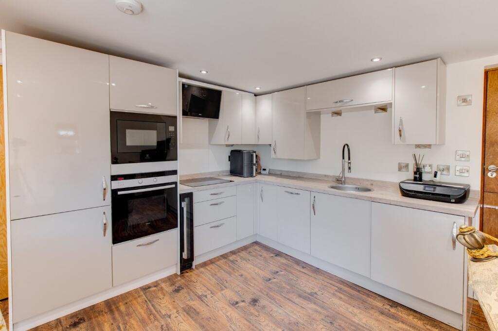 Additional image 5 of Rectory Lane, Upton Warren, Bromsgrove, Worcestershire, B61