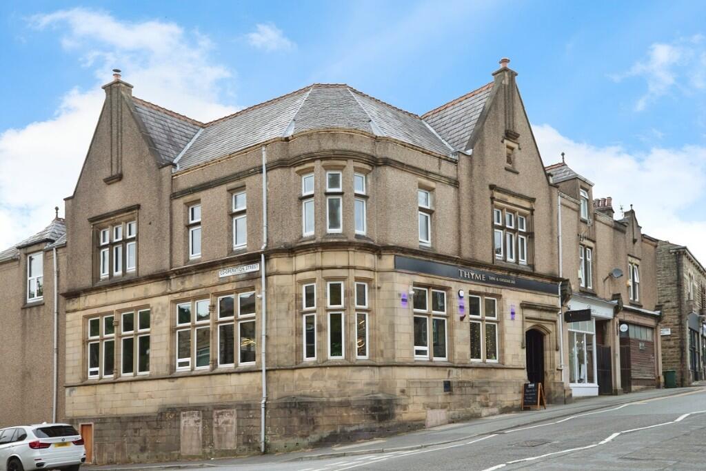 Freehold Cocktail Bar With Accom - Rossendale [BB4 8AJ]