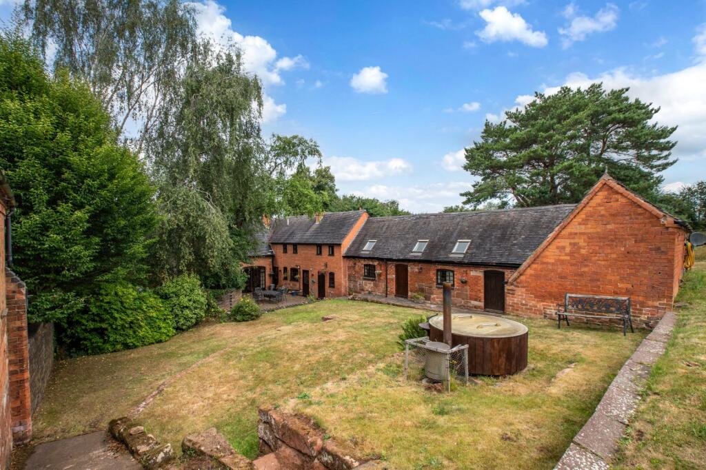 Property image for Valley Road, Bournheath, Bromsgrove, Worcestershire, B61