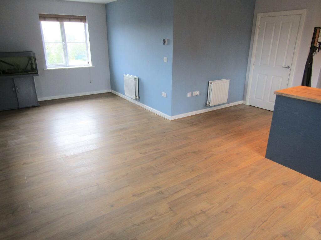 Additional image 5 of Old College Avenue, Oldbury, B68