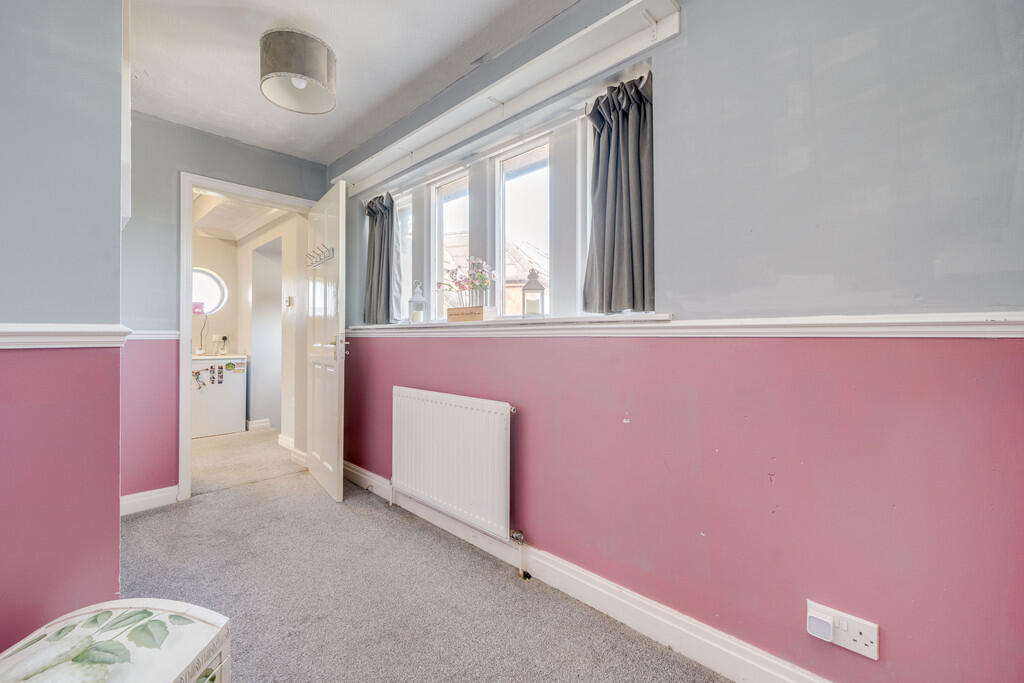 Additional image 18 of Cross Lane, Birkenshaw