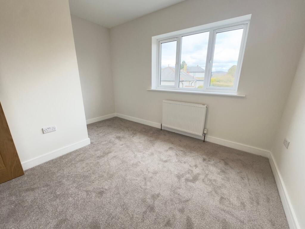 Additional image 17 of Bradford Road, Cottingley, Bingley, BD16