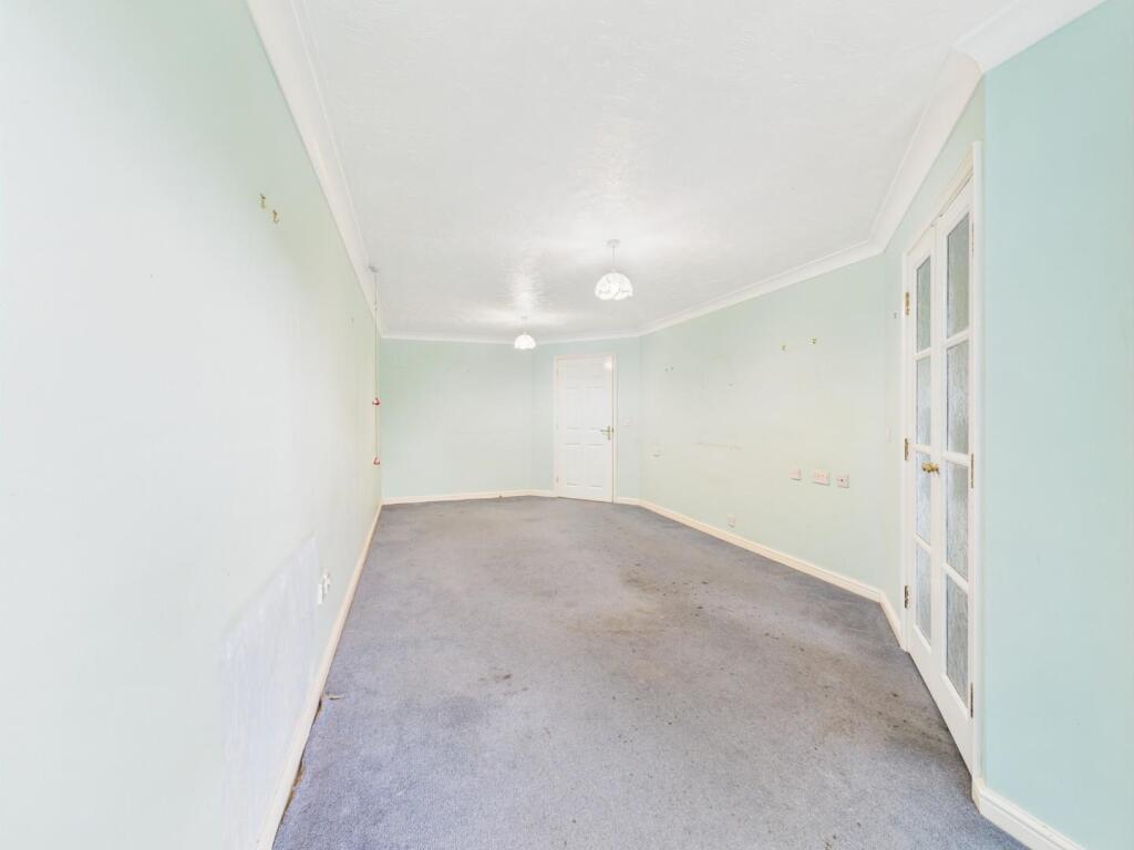 Additional image 4 of Sutton Court, Beech Street, Bingley