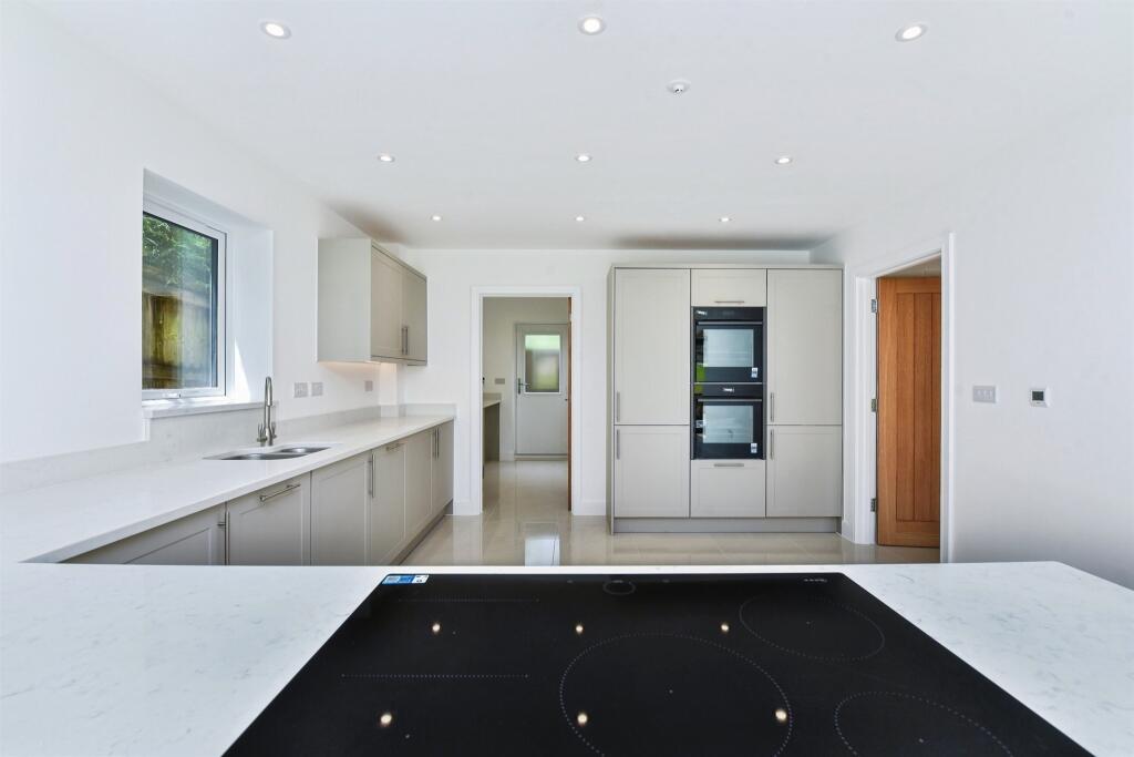 Additional image 8 of Victoria Road, Warminster