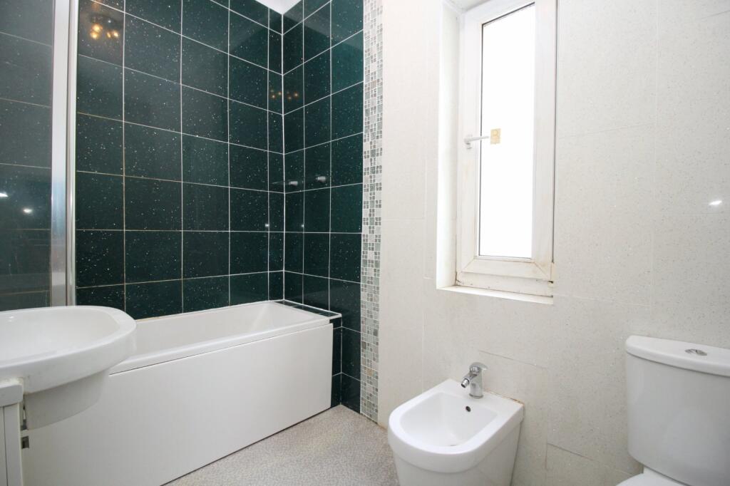 Additional image 5 of Gaisby Mount, Shipley, West Yorkshire, BD18