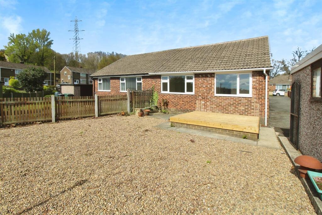 Additional image 14 of Markfield Avenue, Low Moor, Bradford, BD12 0UH