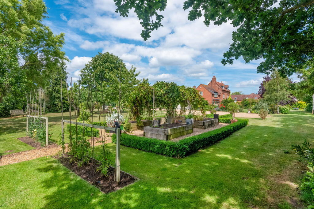 Additional image 25 of Farrington House, betwixt, Aston Cantlow & Wilmcote