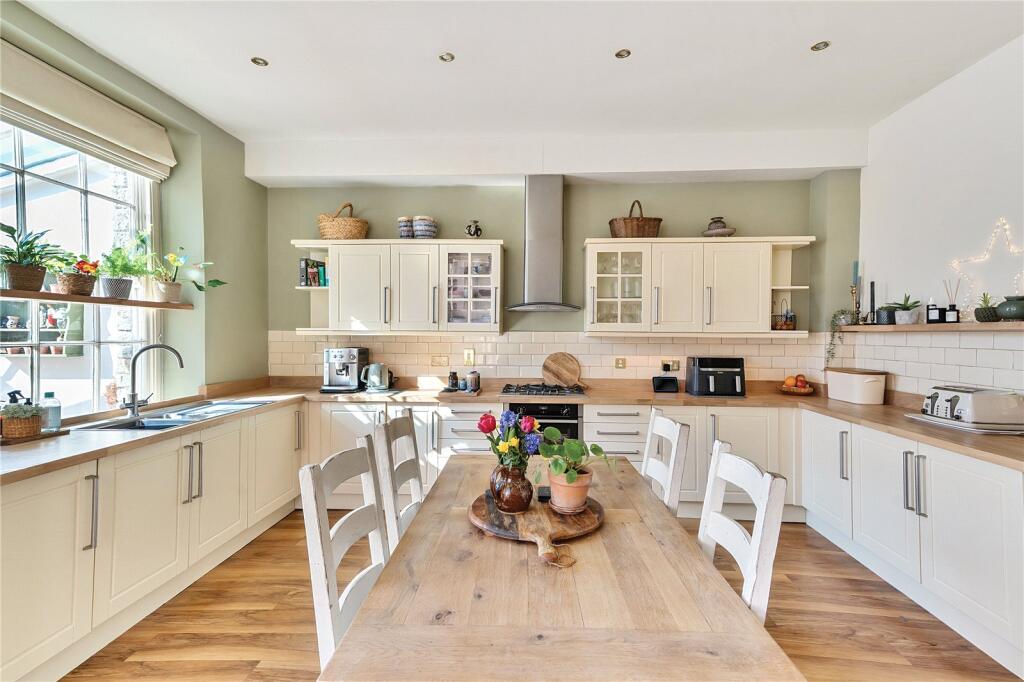 Additional image 7 of Magdalene Street, Glastonbury, Somerset, BA6