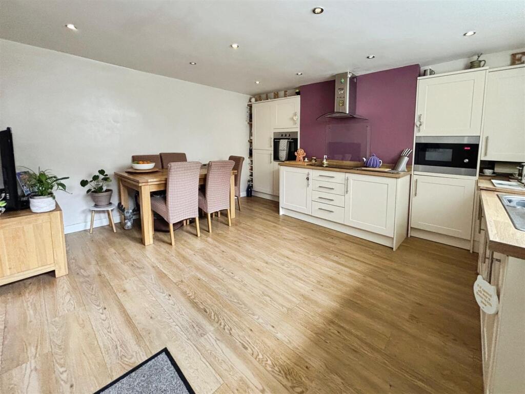 Additional image 15 of Second Street, Low Moor, Bradford, BD12 0JD