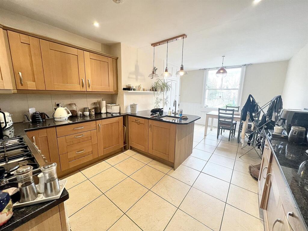 Additional image 4 of Victoria Buildings, Bath