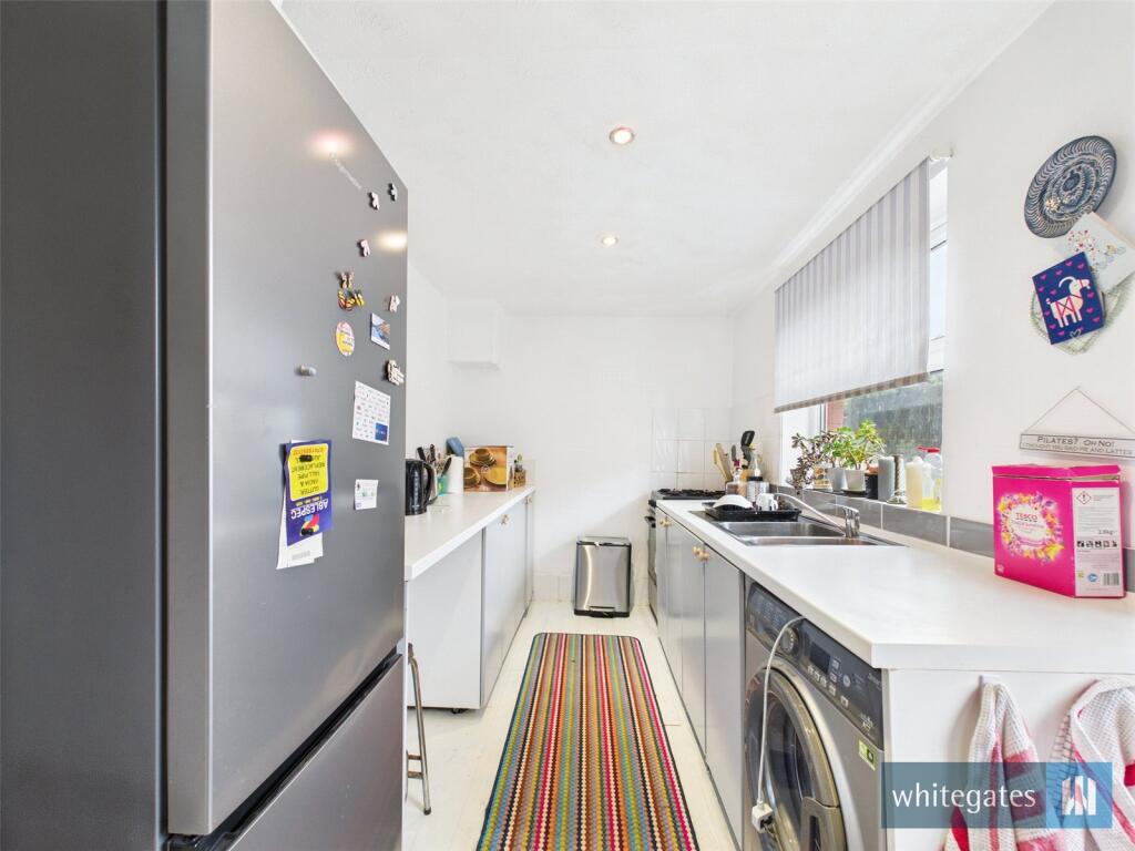 Additional image 3 of West Croft, Wyke, Bradford, West Yorkshire, BD12