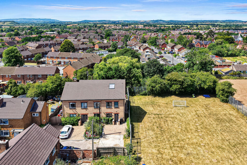 Additional image 22 of The Leys,  Alcester, B50