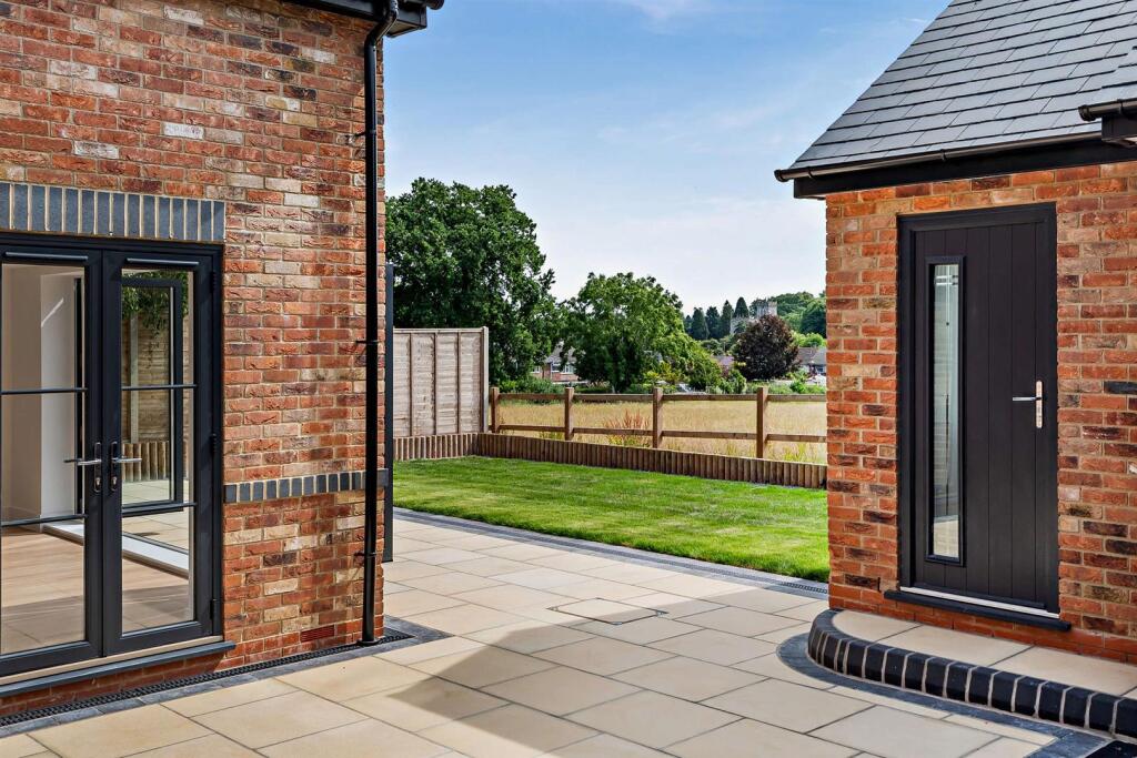 Additional image 31 of 1, Wells Cottage, Wootton Wawen, B95