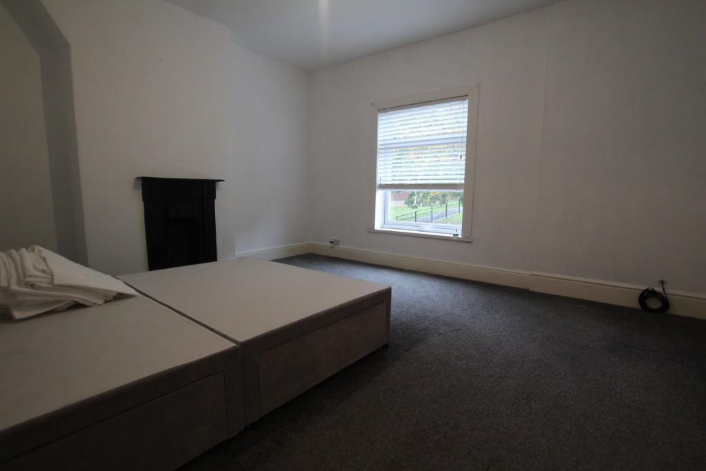 Additional image 8 of Long Street, Dordon B78