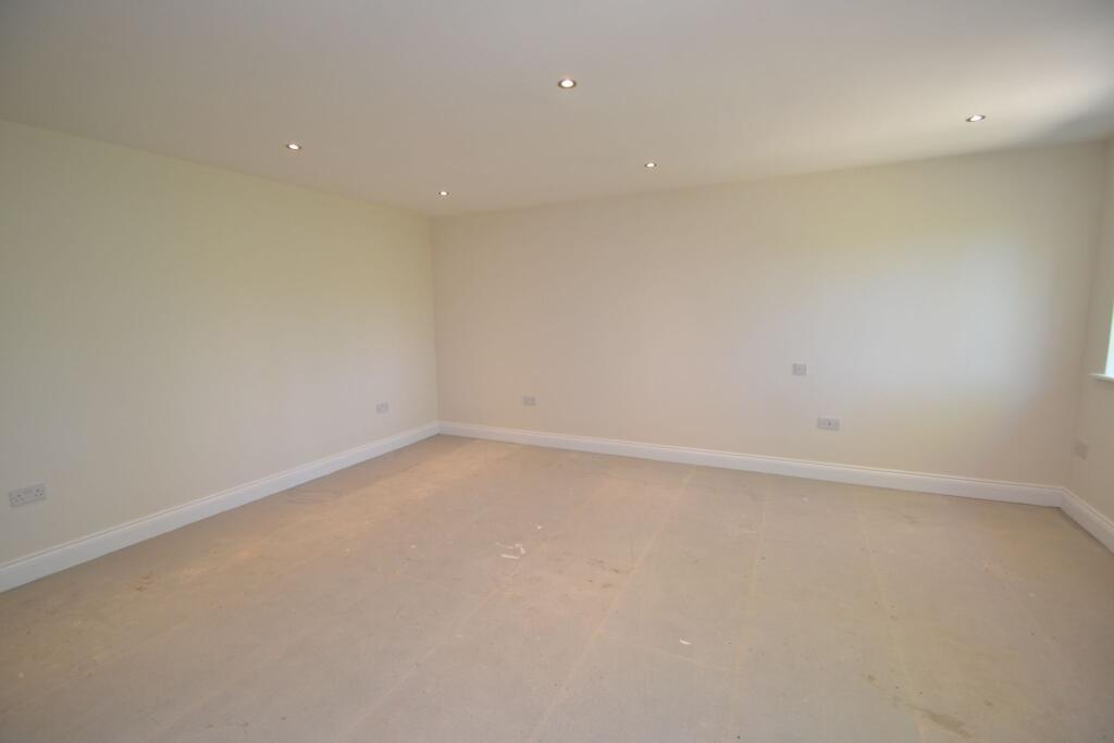 Additional image 18 of Brackendale, Thackley,