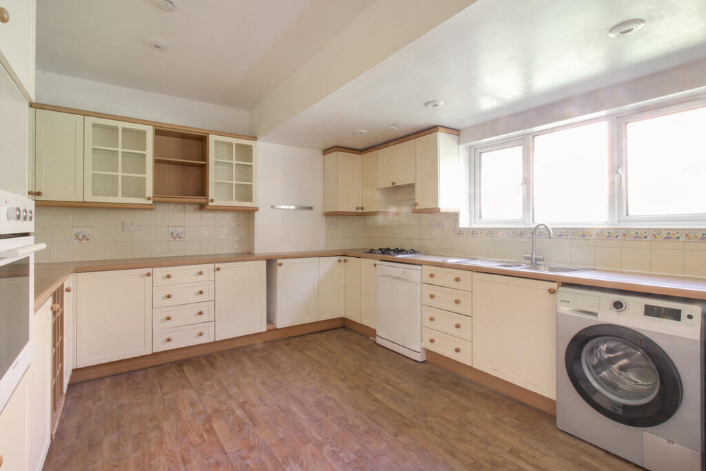 Additional image 2 of St James's Park, Bath