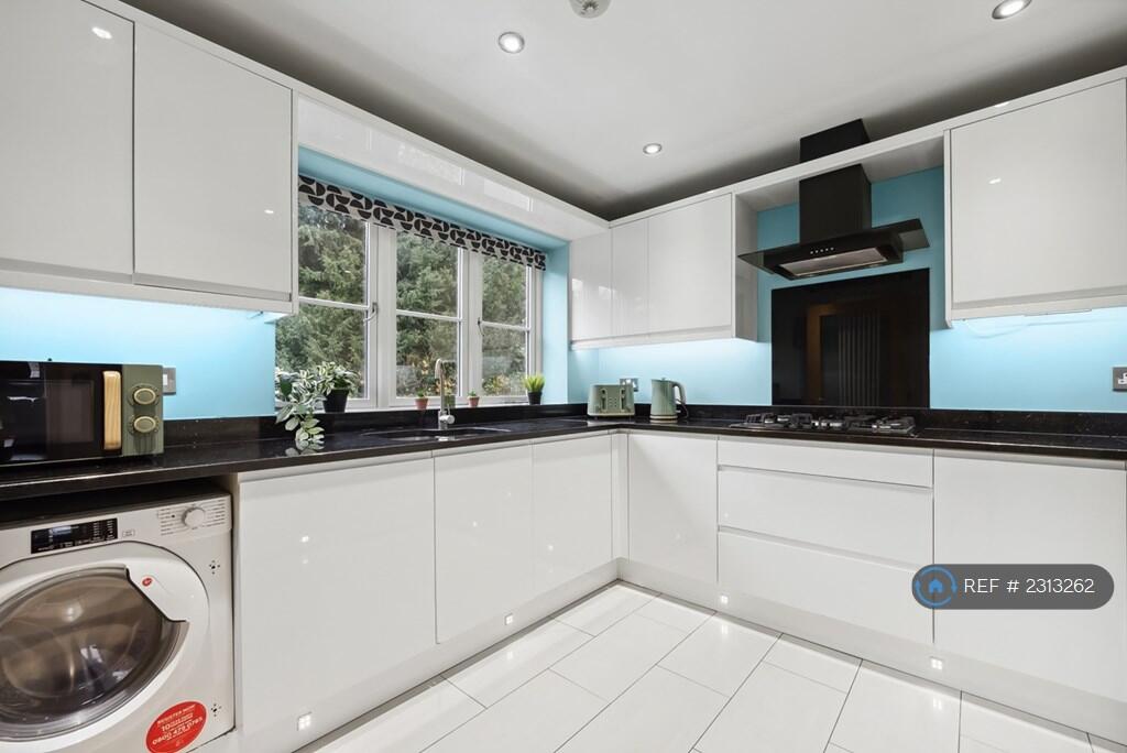 Additional image 15 of Parish Mews, Hampton-In-Arden, Solihull, B92